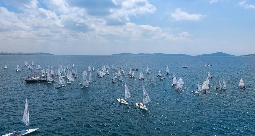 Kadıköy Cumhuriyet Kupası yelken yarışı geliyor